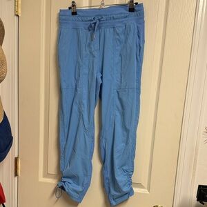 Lululemon dance studio mid rise cropped pant
